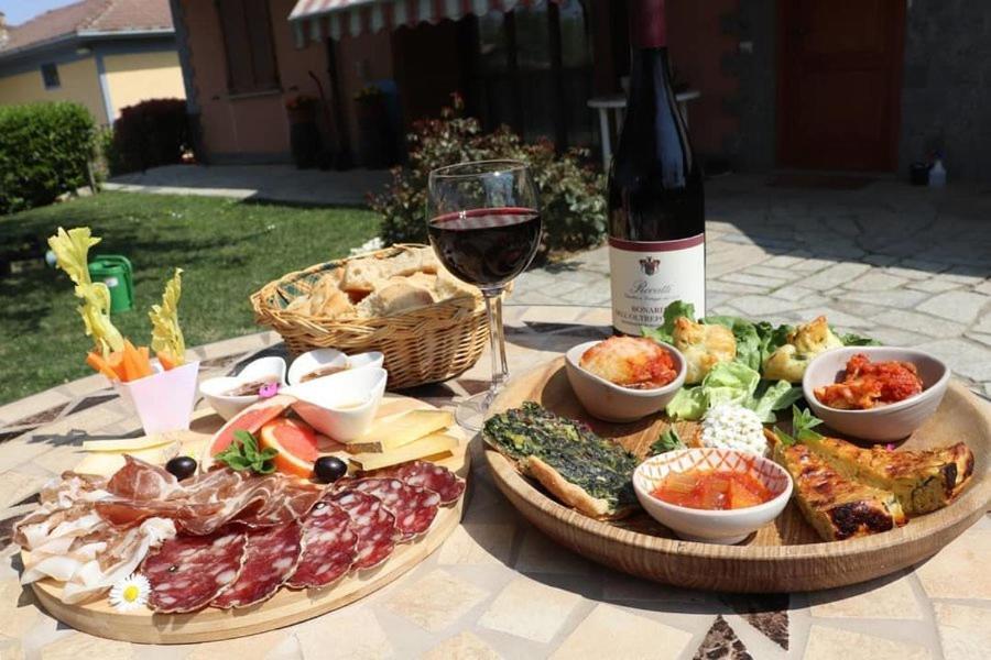 Cascina Angelina Villa Casteggio Екстериор снимка